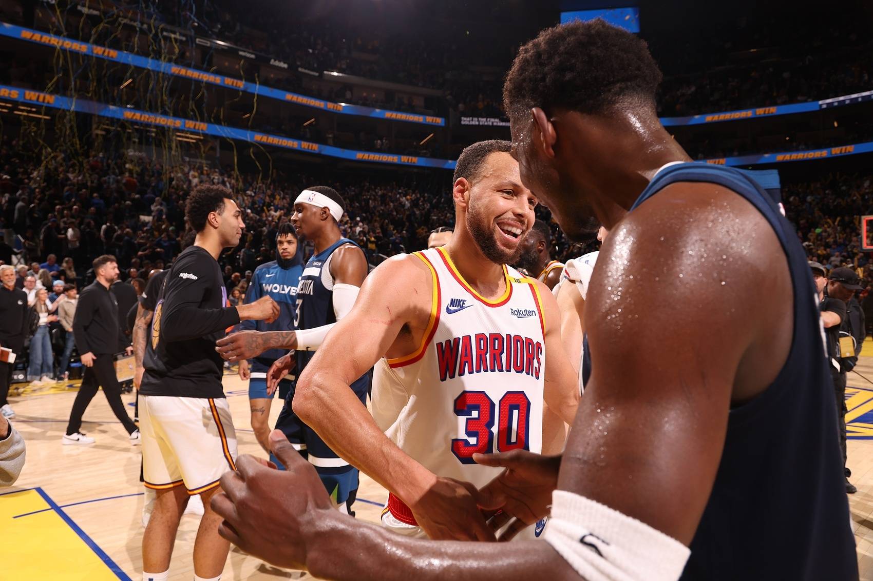 国际比赛日明尼苏达森林狼备战NBA季后赛休斯敦火箭冲刺阶段内部沟通，这操作让人直呼：字母哥连续十二场比赛得分超过挺进下一轮的简单介绍