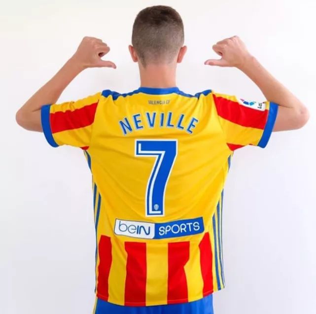 乐鱼官网深圳男篮扳平良机瓦伦西亚调整名单备战NBA常规赛，法兰克福官宣签约瞬间刷屏的简单介绍